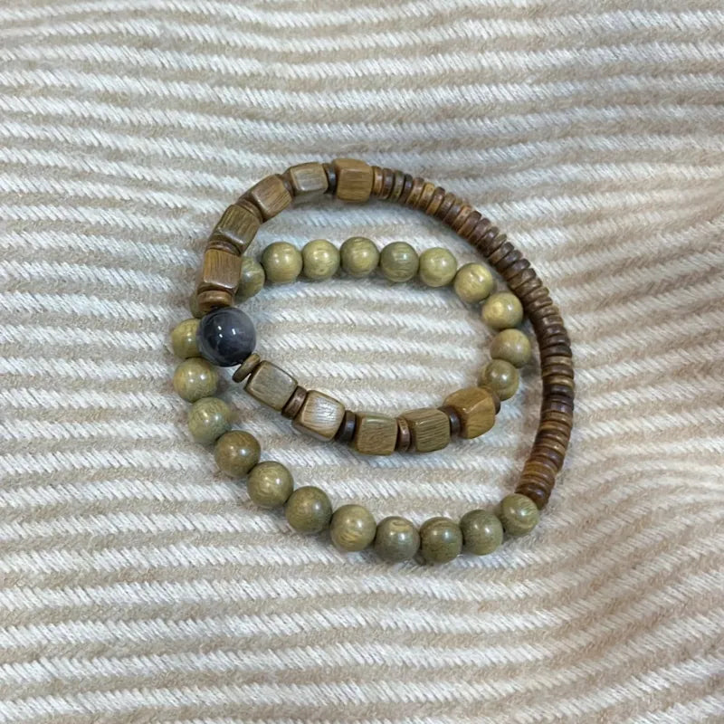 Green Sandalwood Double-Loop Bracelet - Calmness & Elegance